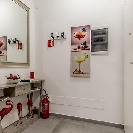 White Living R-Home Roma Dış mekan fotoğraf